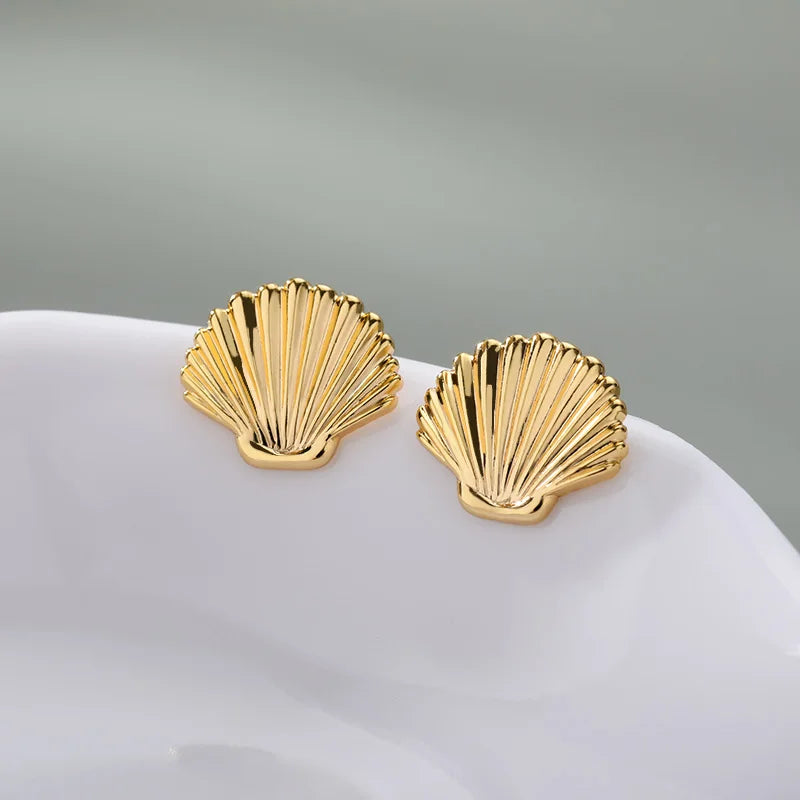 Sierra Shell Studs