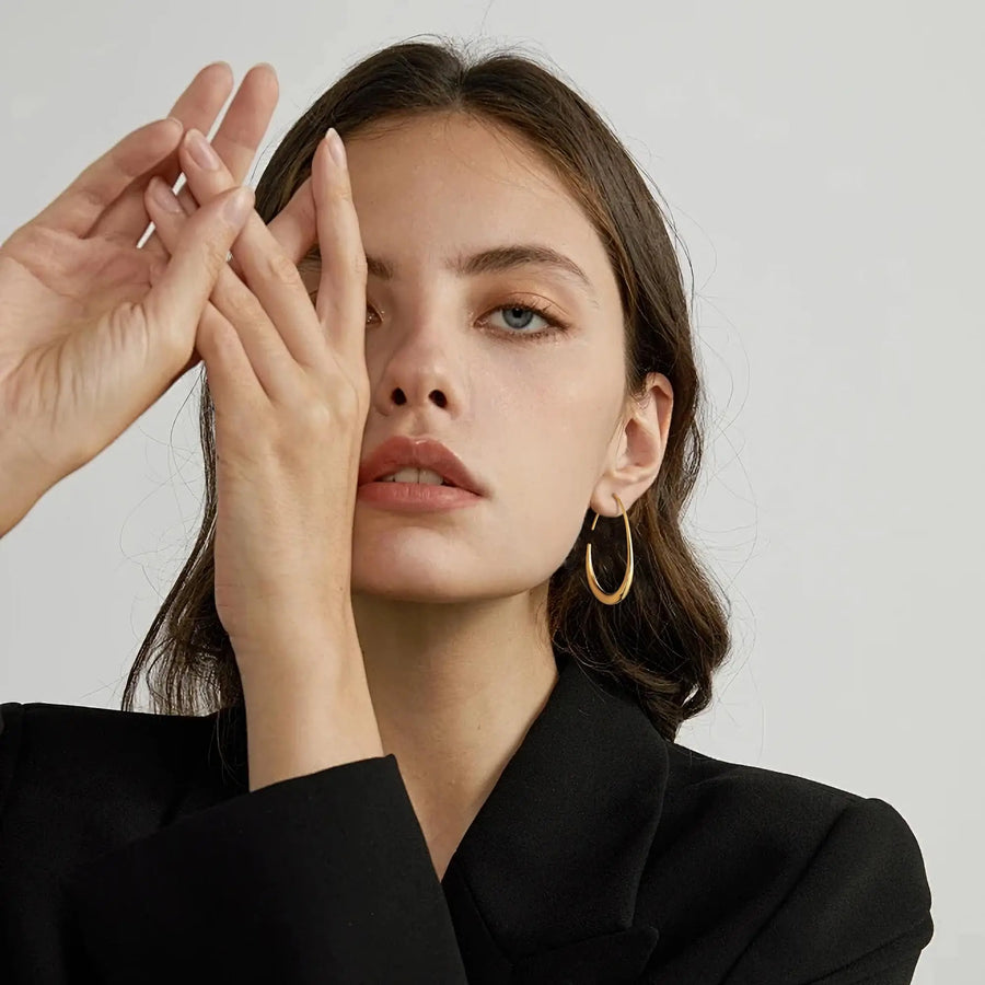 Tilly Teardrop Hoops